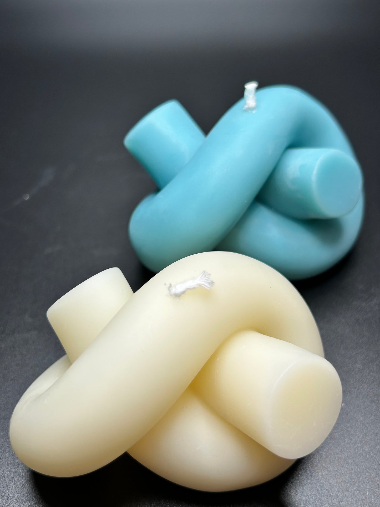 Knot Shaped Candle