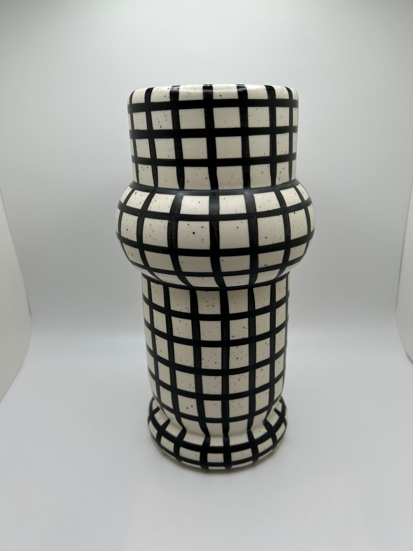Black & White Motif Ceramic Vase
